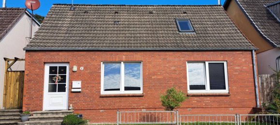 Дом с 3 комнатами в Шлезвиг-Гольштейн, Германия № 22279 3