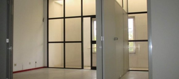 68m² Office in Viana do Castelo, Portugal No. 89023 4