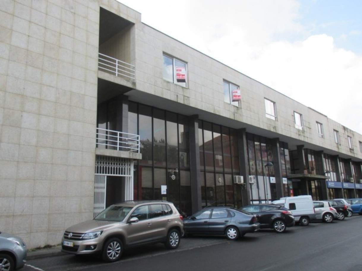 68m² Office in Viana do Castelo, Portugal No. 89023