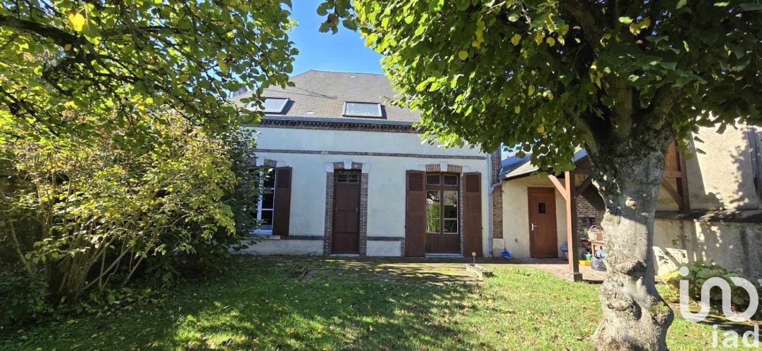 4 Schlafzimmer Haus in La Loupe, France, Nr. 155638