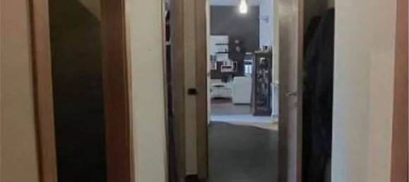 Apartamento de 3 habitaciónes en Gallarate, Italy No. 179874 3