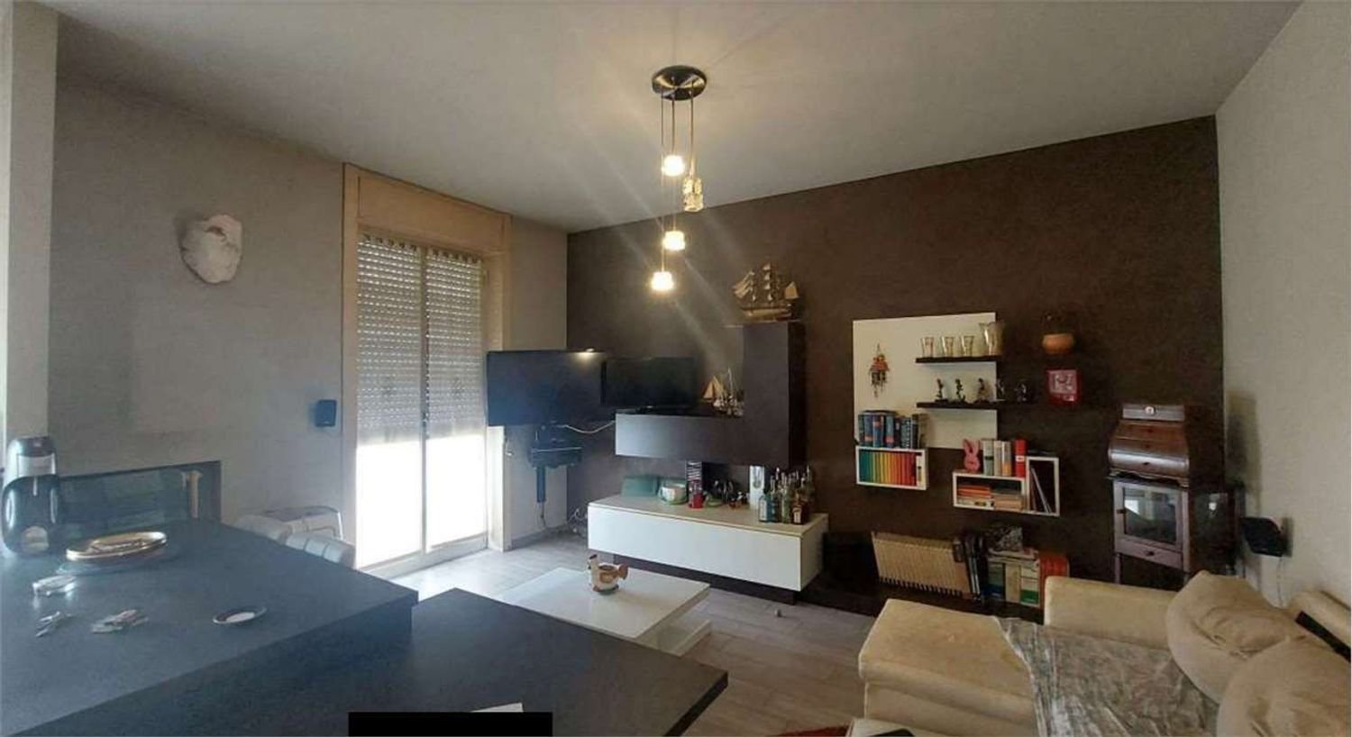 Apartamento de 3 habitaciónes en Gallarate, Italy No. 179874