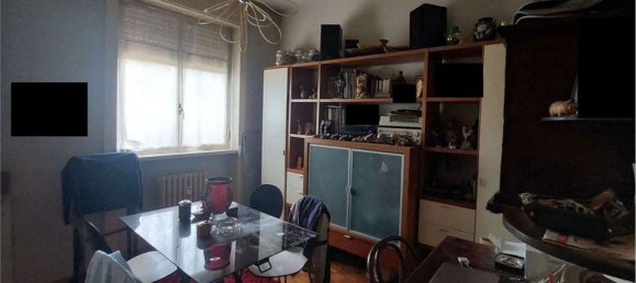 Apartamento de 3 habitaciónes en Gallarate, Italy No. 179874 5