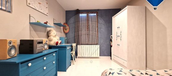 Casa de 4 dormitorios en Vignoux-sur-Barangeon, France No. 241447 8