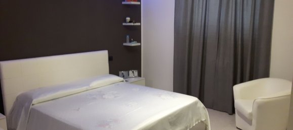 3-salle Appartement à Lizzanello, Italy No. 251248 6