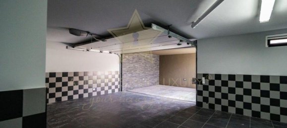 3 bedrooms House in Madalena, Portugal No. 18062 38