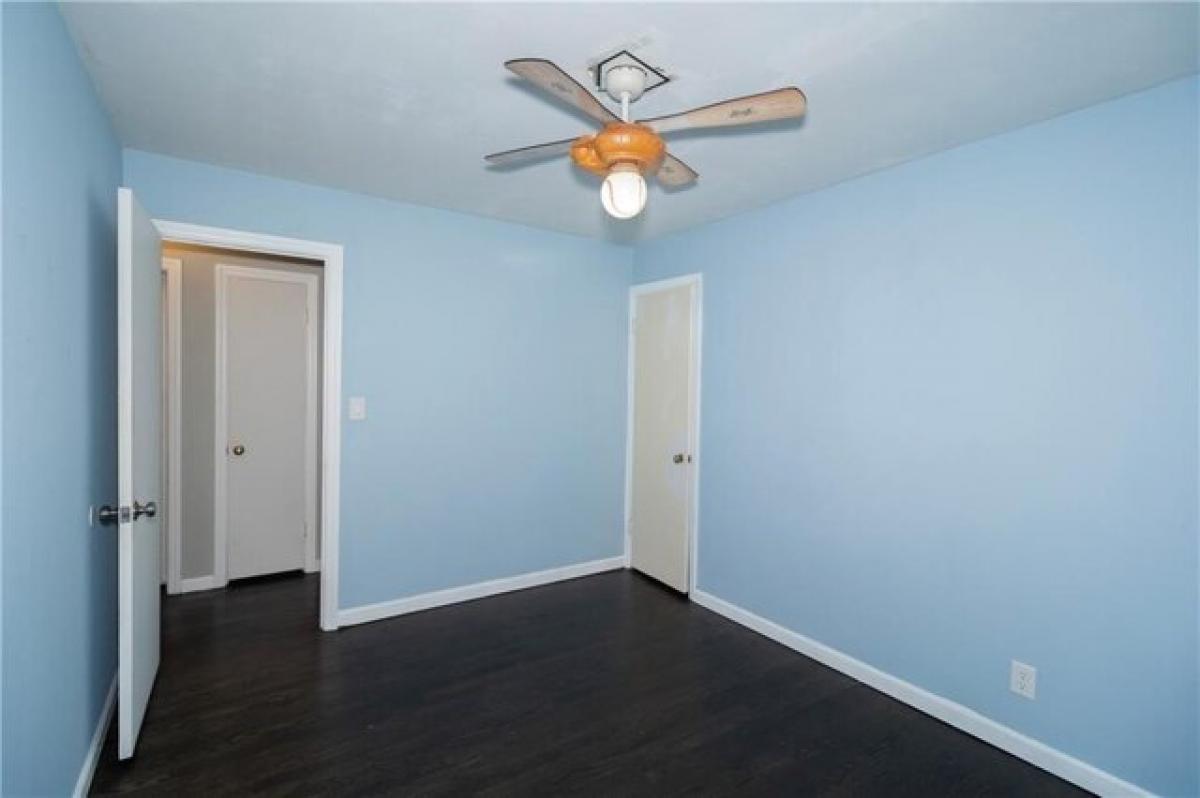 Casa de 3 dormitorios en Gladstone, USA No. 408619