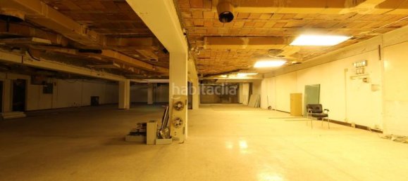 1660m² Commercial property in Barcelona, Spain No. 112490 8