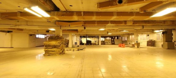 1660m² Commercial property in Barcelona, Spain No. 112490 5