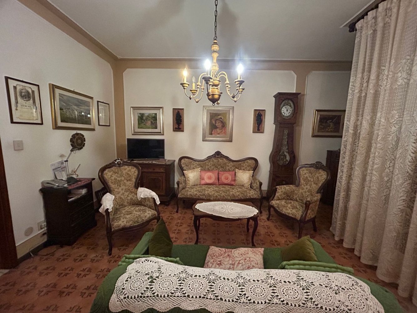 4 bedrooms Apartment in Ferrara, Italy No. 395192