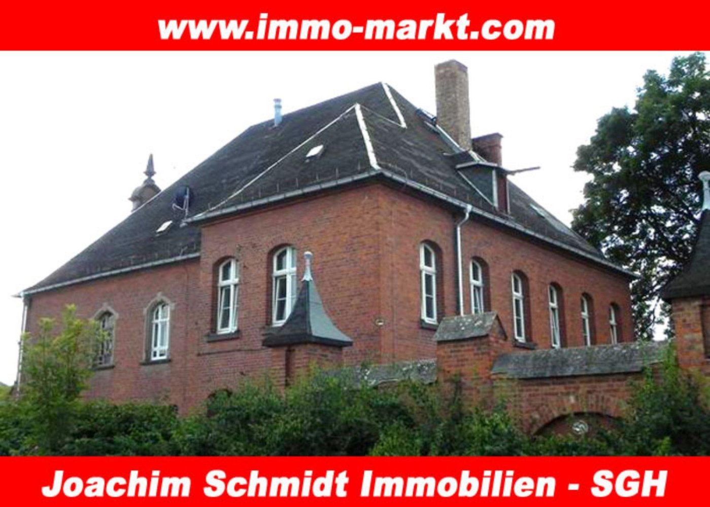 22 rooms Building in Mansfeld-Sudharz, Germany No. 284500