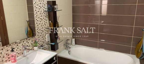 3 bedrooms Apartment in Swieqi, Malta No. 3102 9