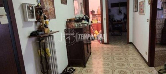 2 Schlafzimmer Wohnung in Collecchio, Italy, Nr. 265552 2