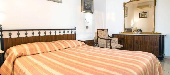 3غرفة شقة في Rome, Italy رقم 26813 90