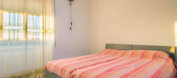 3غرفة شقة في Rome, Italy رقم 26813 42