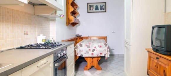 3غرفة شقة في Rome, Italy رقم 26813 19