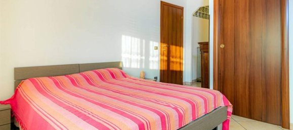 3غرفة شقة في Rome, Italy رقم 26813 52