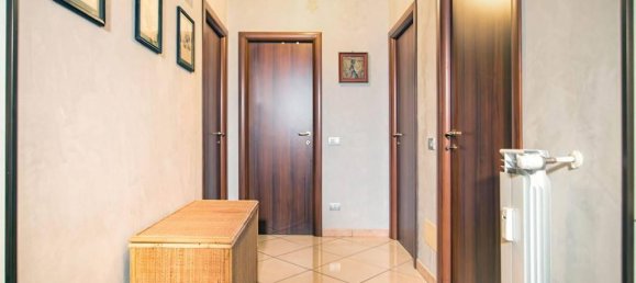 3غرفة شقة في Rome, Italy رقم 26813 47