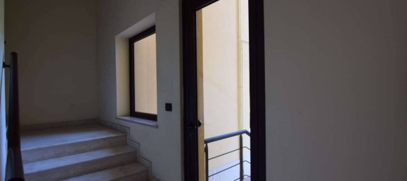 Escritório de 3 divisões em Città Sant'Angelo, Italy N.º 272150 6