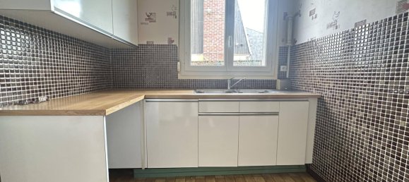 2 bedrooms House in Laon, France No. 255435 6