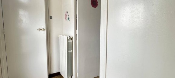 2 bedrooms House in Laon, France No. 255435 3