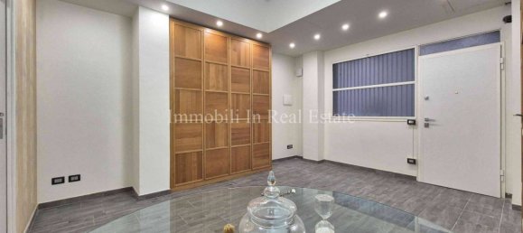 1-salle Propriété commerciale à Milan, Italy No. 351372 8