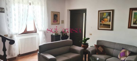 3 bedrooms Apartment in Roccastrada, Italy No. 275514 3