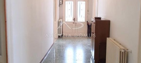 Дом с 3 комнатами в Racale, Италия № 108952 7