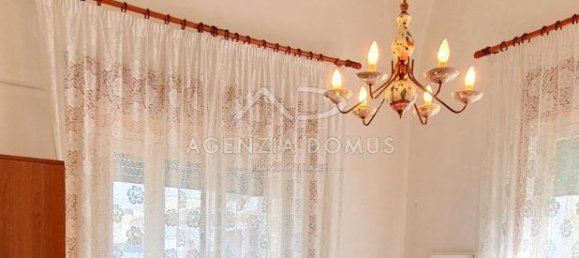 Дом с 3 комнатами в Racale, Италия № 108952 15