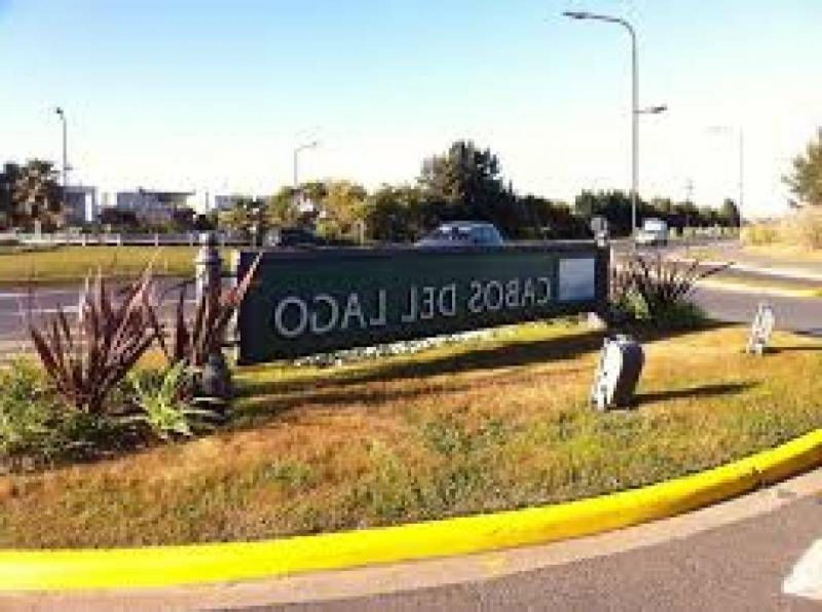  Land in Tigre, Argentina No. 42136