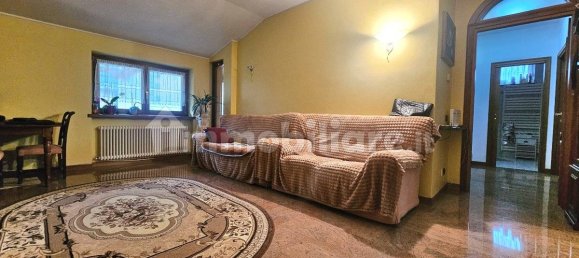 Apartamento T3 em Cazzano Sant'Andrea, Italy N.º 89659 2