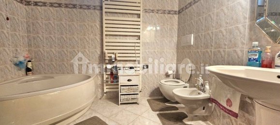 Apartamento T3 em Cazzano Sant'Andrea, Italy N.º 89659 13