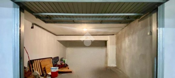 1 room Garage in Verona, Italy No. 7024 13
