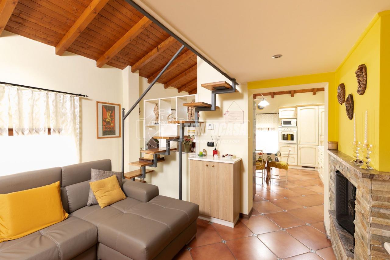 4 rooms Apartment in Crevalcore, Italy No. 86782