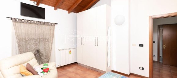 4 rooms Apartment in Crevalcore, Italy No. 86782 12
