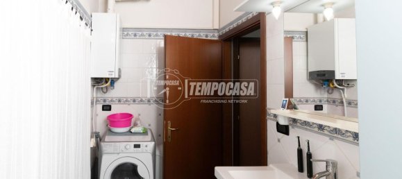 4 rooms Apartment in Crevalcore, Italy No. 86782 17