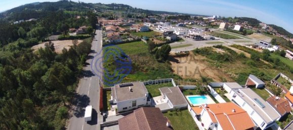 Земельный участок в Санта Мария да Фейра, Португалия № 92781 8