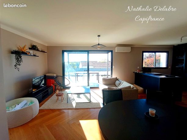 3 chambres Maison à La Crèche, France No. 301634