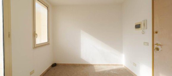 Studio in Palo del Colle, Italy No. 32541 5