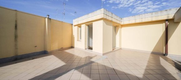 Studio in Palo del Colle, Italy No. 32541 7