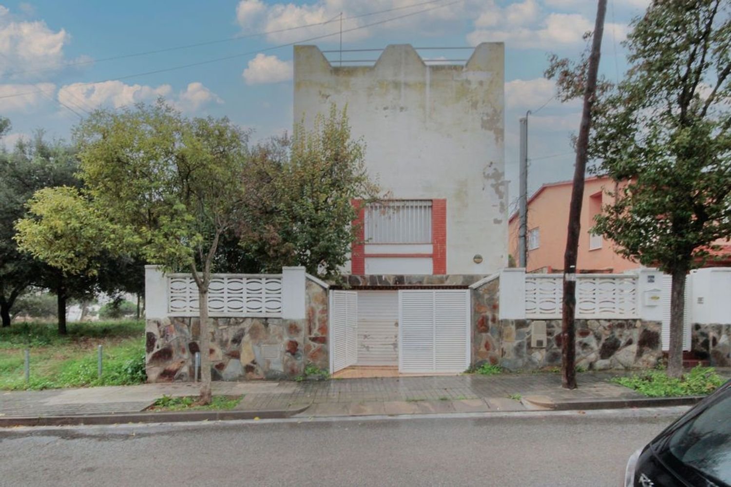 Дом с 4 спальнями в Барселона, Испания № 201569