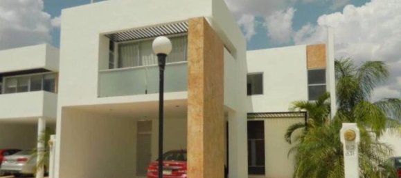 Casa de 3 dormitorios en Mérida, Mexico No. 180179 2