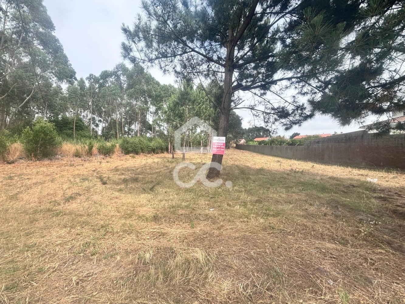 1067m² Land in Vieira de Leiria, Portugal No. 306824