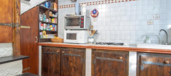 3 bedrooms House in Imperia, Italy No. 268781 11