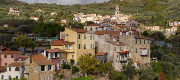 3 bedrooms House in Imperia, Italy No. 268781 3