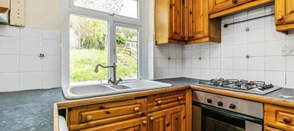 2 Schlafzimmer Maisonette-Wohnung in Kenley, United Kingdom, Nr. 8051 14