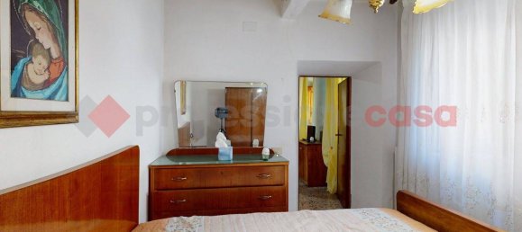 6 rooms Apartment in Borgo a Mozzano, Italy No. 235339 14