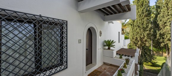 3 bedrooms Apartment in Marbella, Spain No. 122402 3