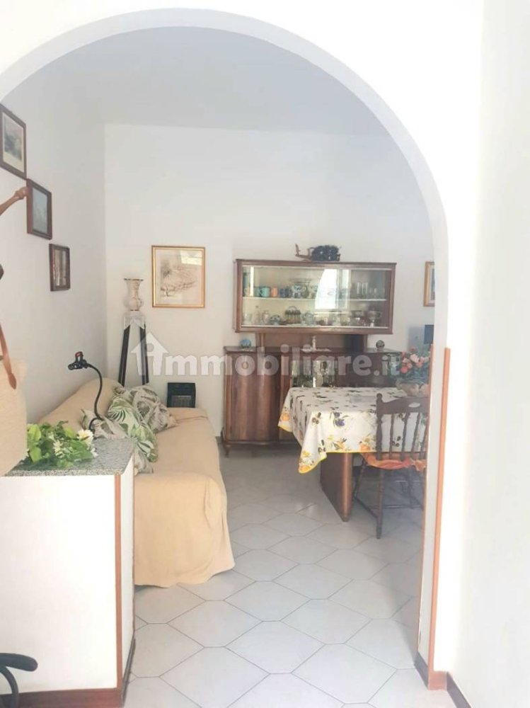 2 bedrooms House in San Nicola dell'Alto, Italy No. 264997