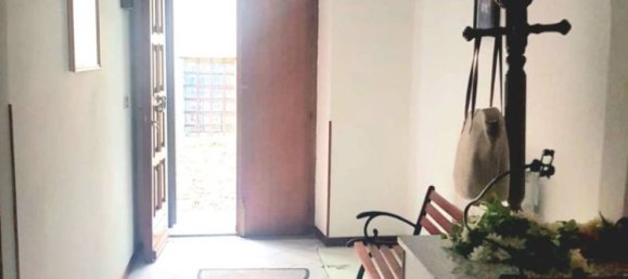 2 bedrooms House in San Nicola dell'Alto, Italy No. 264997 2